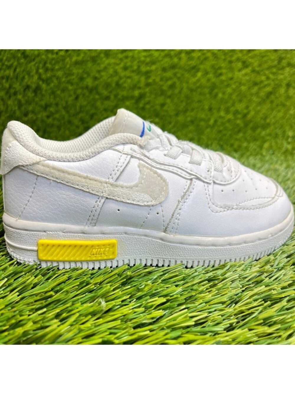 Nike Air Force 1 Low Fontanka Boys Size 9C White Athletic Leather Shoes Sneakers
